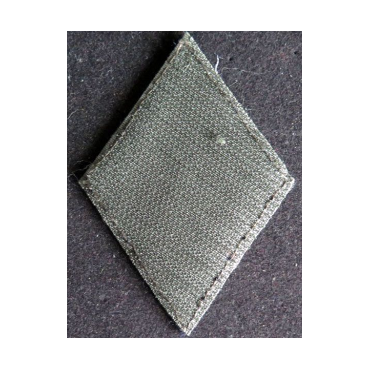 LOSANGE DE BRAS MODÈLE 45 : 2° régiment de Chasseurs à cheval cadre