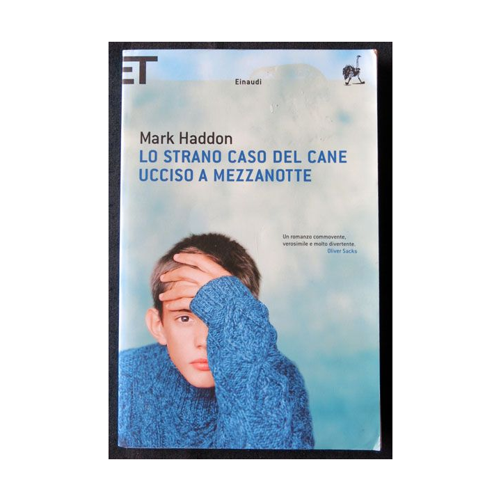 Lo Strano caso del cane ucciso a mezzanotte écrit par Mark haddon aux éditions Einaudi - F006