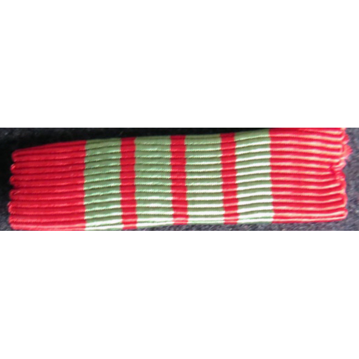 FRANCE : ruban plié en rappel de décoration de la  croix de guerre 1939 1945