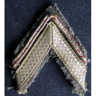 Galon de sergent ADL sur tissu vert armé