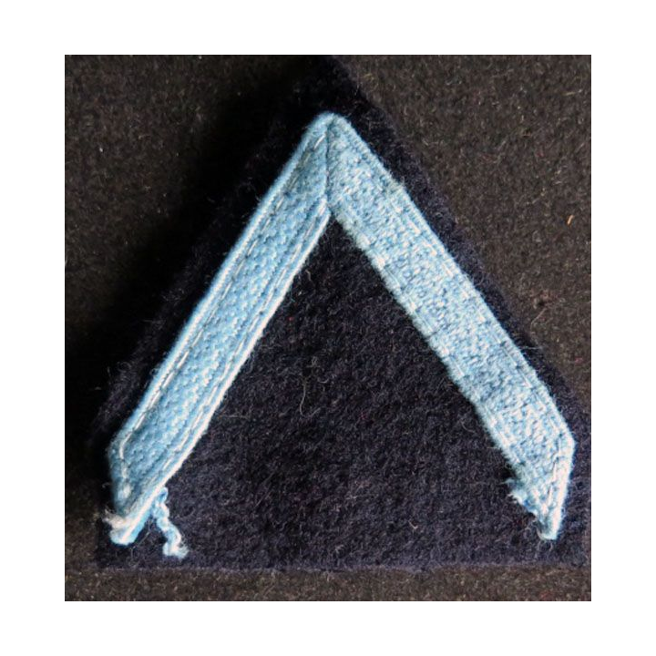 Galon de 1° Classe sur tissu noir avec crochets
