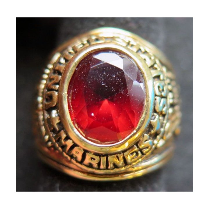 USA : bague de United States Marines Tuntavern 1775 Iwo Jima 1945 pierre rouge