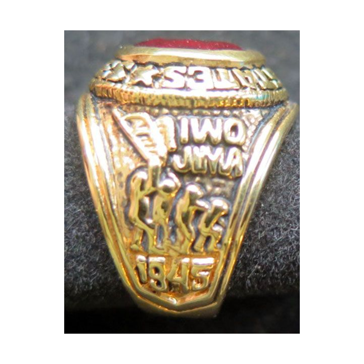 USA : bague de United States Marines Tuntavern 1775 Iwo Jima 1945 pierre rouge