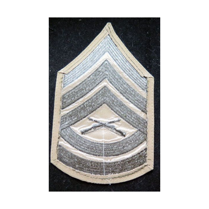USA : galon de combat sable de sergent des marines corps 