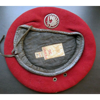 Béret rouge des chasseurs parachutistes RCP Pebeo avec insigne T 56