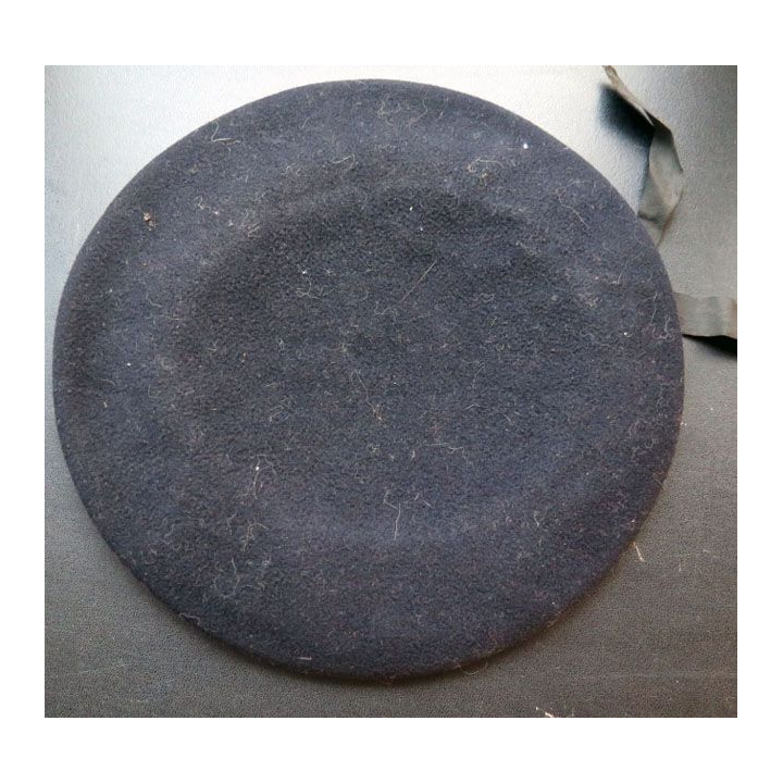 Béret bleu foncé de capitaine avec galon tissu collé Crosnier T 55