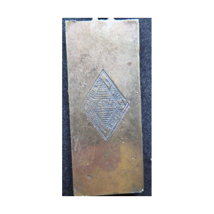 VIETNAM : médaille des services des formateurs en école 1964