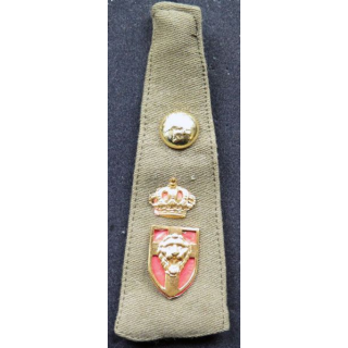 Epaulette de l'infanterie belge avec bouton, couronne et insigne métallique