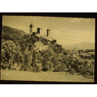 FOIX - ÉCHAPPÉE SUR LE CHÂTEAU