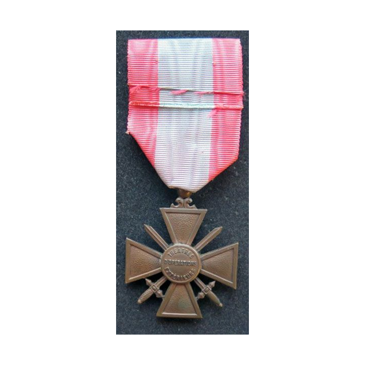 Croix guerre théâtres opérations extérieures 2 palmes étoile TOE
