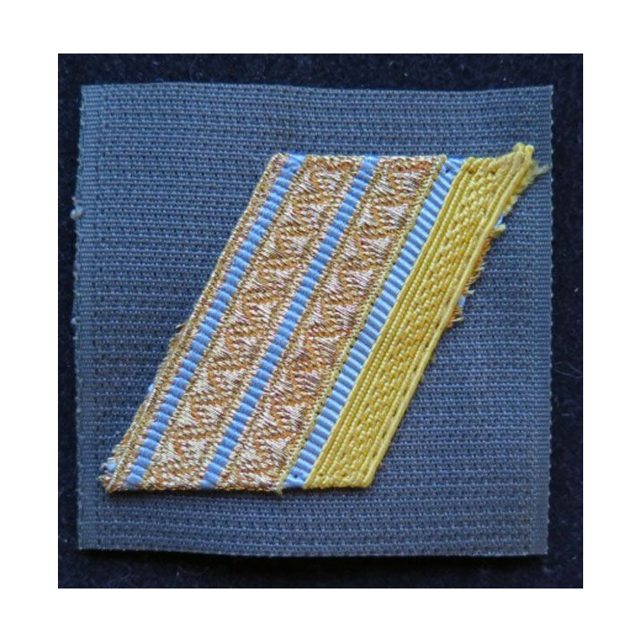 FRANCE : galon de combat de caporal chef séparation bleue claire sur scratch