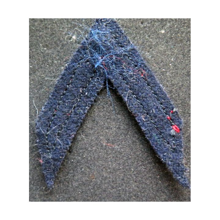 Galon de soldat de 1° Classe PDL sur tissu bleu noir