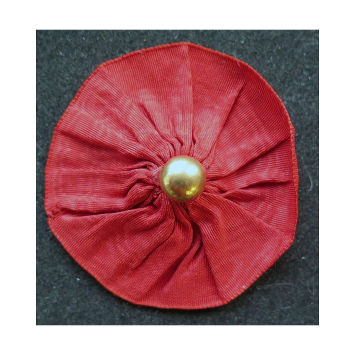 Coquelicot en tissu en boutonnière 