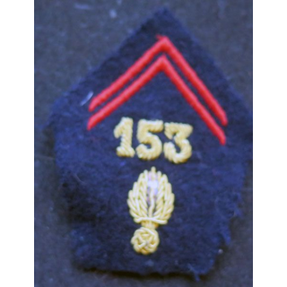 SOUTACHE : insigne de col du 153° Régiment d'infanterie en cannetille