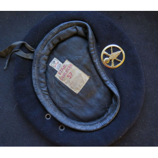 Béret bleu marine TTA de fabrication ETAB Laulhere Taille 57