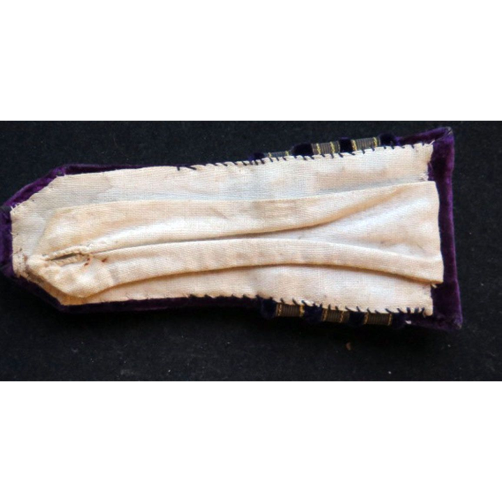 Très vieille épaulette de capitaine dentiste de marine velours violet