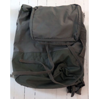 Sac à dos vert armé de fabrication Warein Lille 1987
