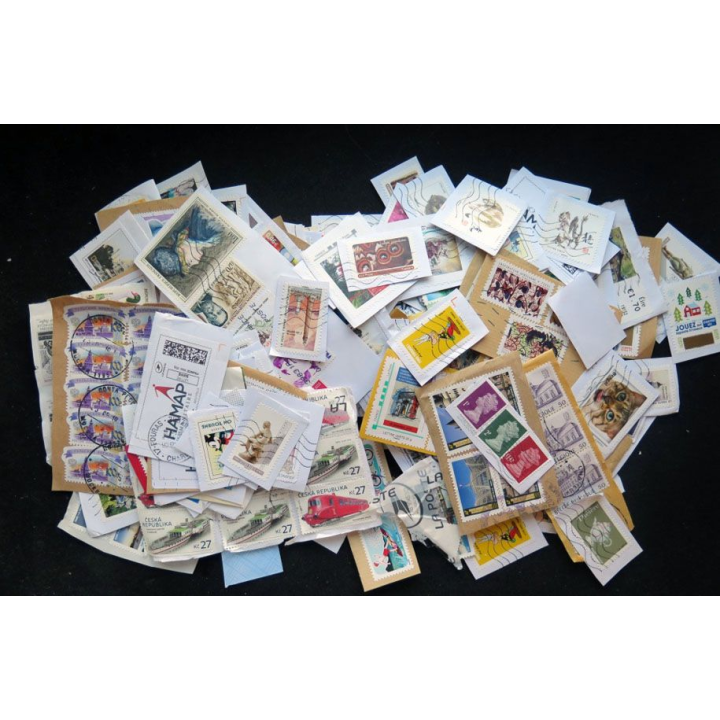 FRANCE : lot de plus de 350 timbres oblitérés à décoller