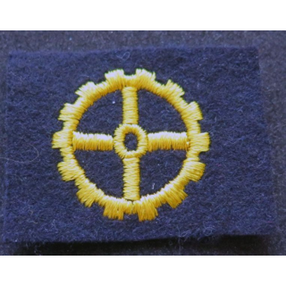Insigne de spécialité de mécanicien cadre de la marine nationale
