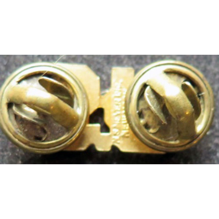 Pin's de l'US ROTC fabrication Meyer New York 2 cm de large