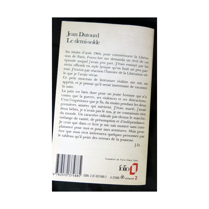 Le demi-solde écrit par Jean Dutourd aux éditions Gallimard - F014