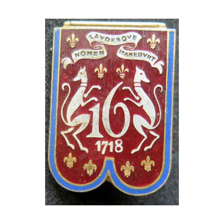 Insigne du 16° régiment de dragons de fabrication Drago Paris 