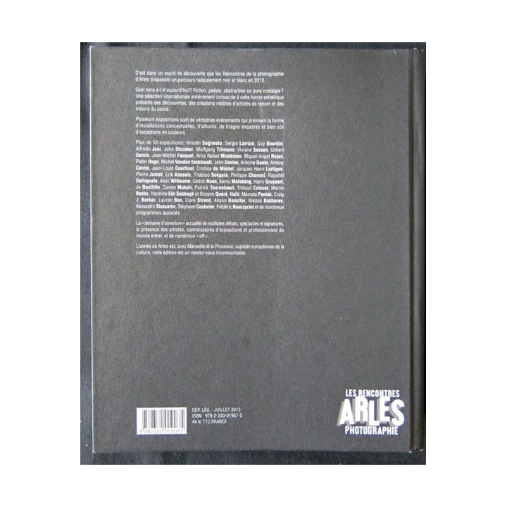 Cicatrices - SCARS de Raymond Depardon aux éditions Les rencontre d'Arles Photographies - F016