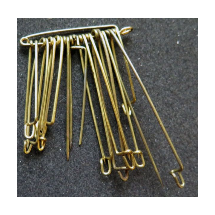 MILITARIA : lot de 11 épingles en laiton de dimensions variées