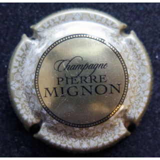 Capsule Muselet de champagne Pierre Mignon n° 151e or contour crème pâle