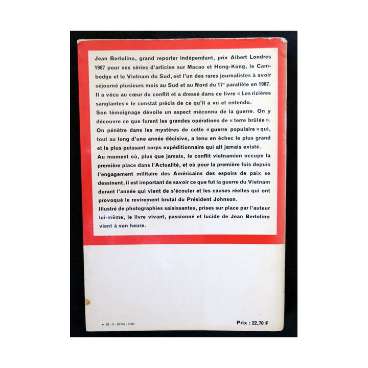 Vietnam sanglant écrit par Jean Bertolino aux éditions Stock - F018