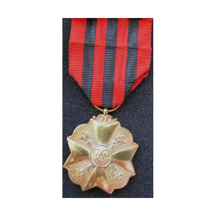 BELGIQUE : médaille d'or du mérite civique belge (1° Classe)