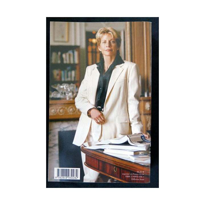 Sans raison écrit par Patricia Cornwell aux éditions des 2 Terres- F019