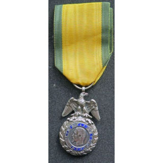 FRANCE : médaille militaire 2° type napoléon III argent avec manques d'émail 