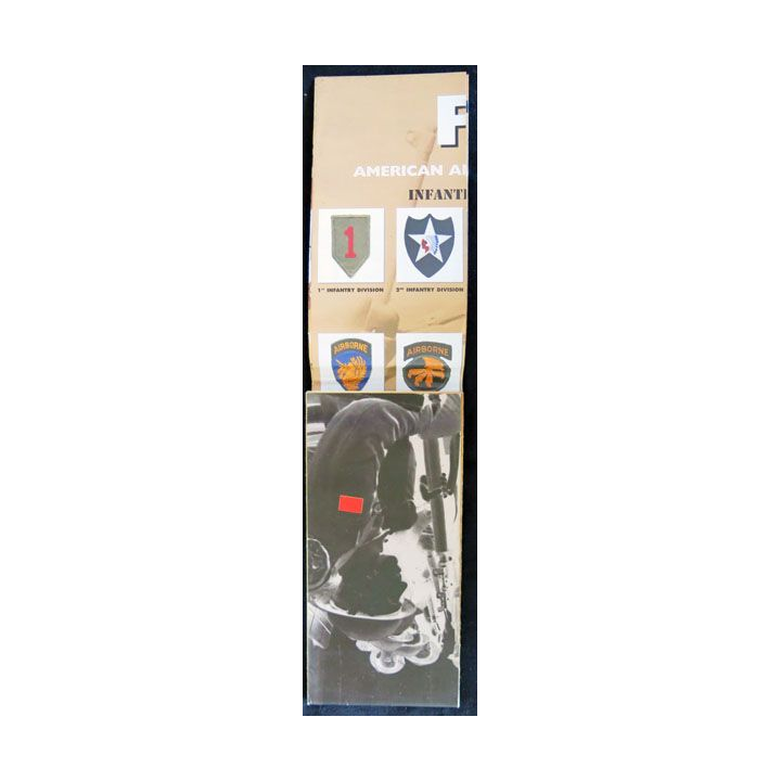Carte Historique Formations Badges Europe 1944-1945 aux éditions OREP - F019