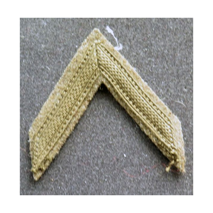Galon kaki  de soldat de 1° classe sur feutrine kaki