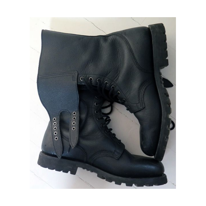 Paire de Rangers en cuir TBE de taille 44 MarBOT 1 / 09 Neuvic 280/107