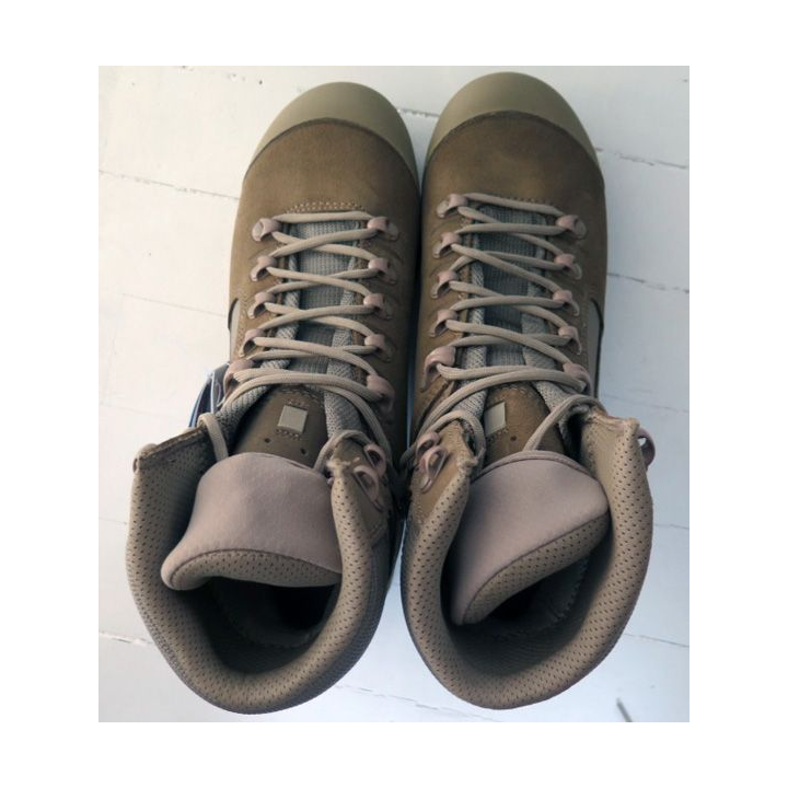 Paire de chaussures Combat trek chaud Félin neuve MEINDL taille 43 