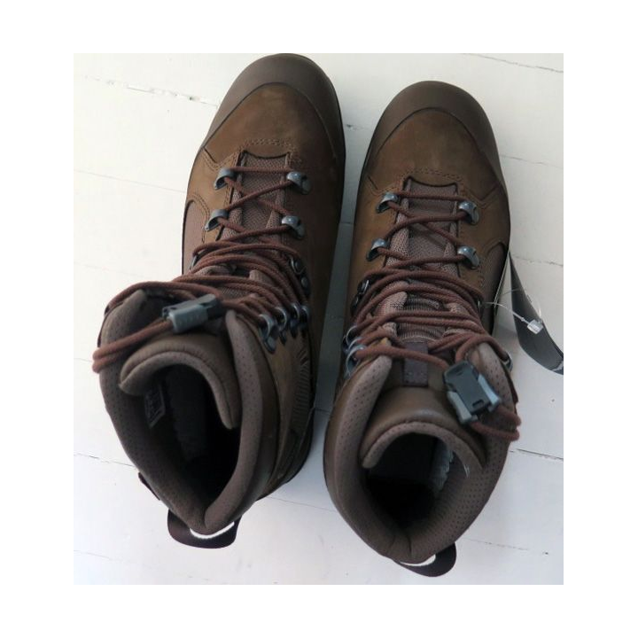 Paire de chaussures GORETEX neuve HAIX marron taille 43