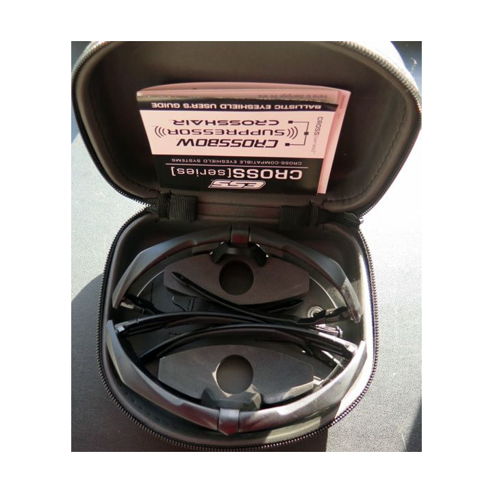 Coffret de deux paires de lunettes balistiques neuves Crossbow