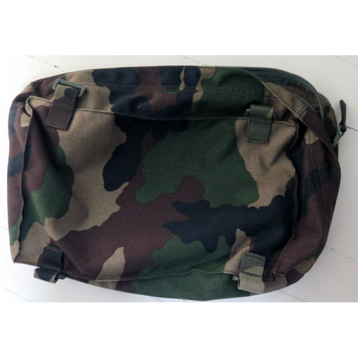 Pochette de rangement camouflée 23 x 32 cm