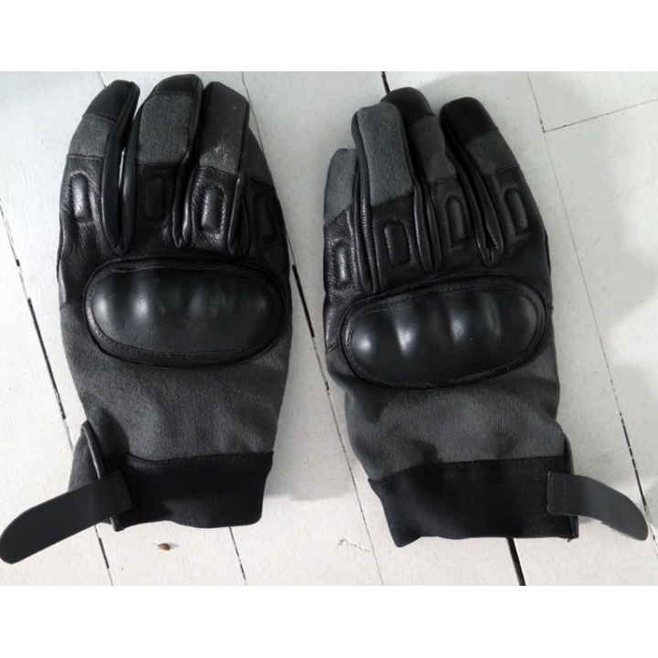 Gants de combat taille 8 TBE