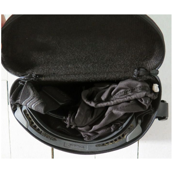 Masque balistique Bollé Safety en pochette avec différents types de verres