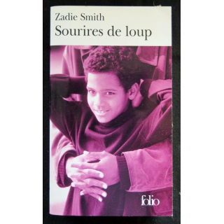 Sourire de loup écrit par Zadie Smith aux éditions Gallimard - F026