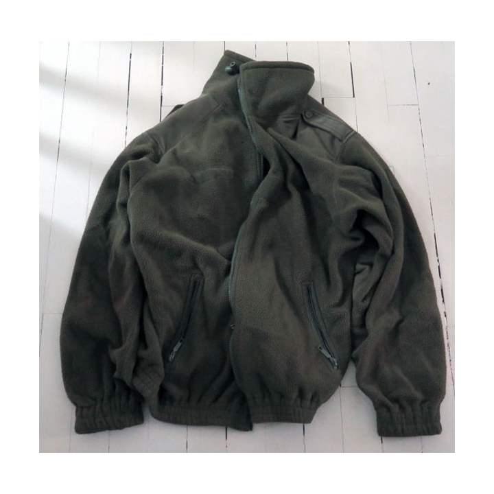 Veste polaire verte armée Seyntex taille 104