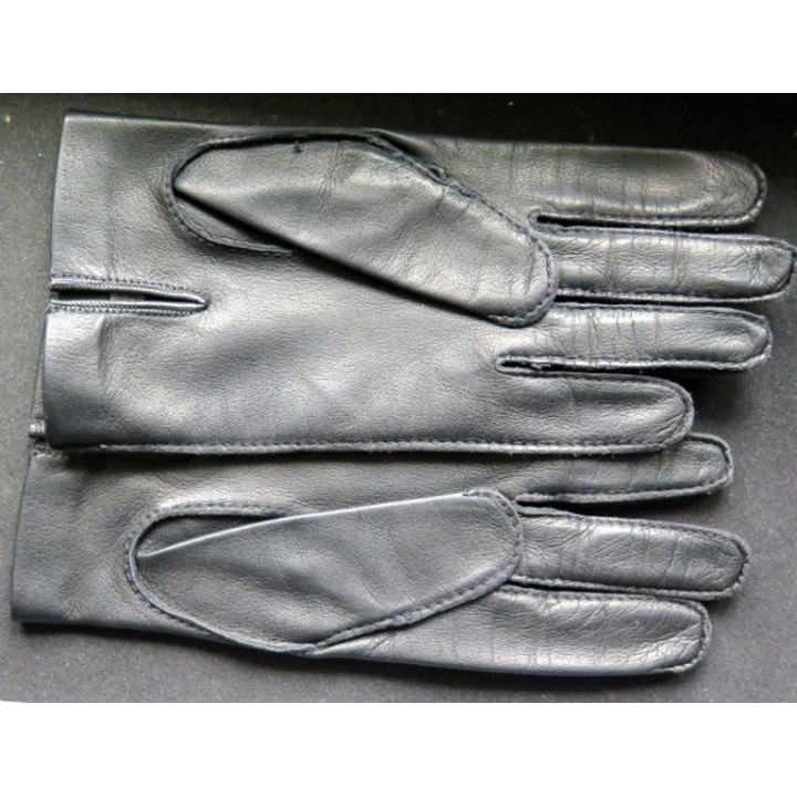 Paire de gants cuir et soie Taille 7,5 ?