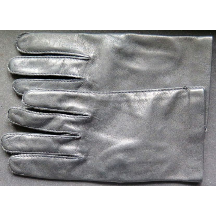 Paire de gants cuir et soie Taille 7,5 ?