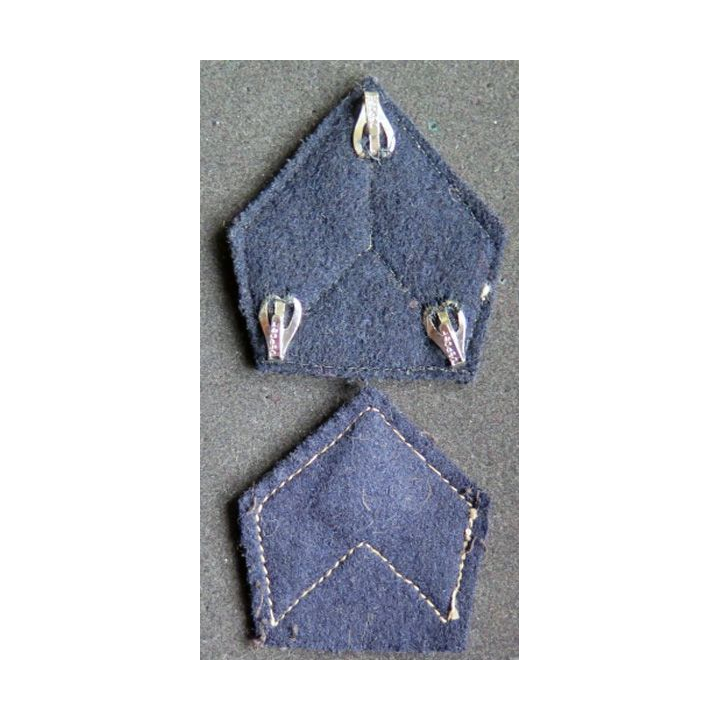 paire d'insigne de sergent chef (dont un avec crochets)