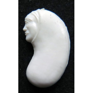 Fève tête de femme forme haricot en plastique