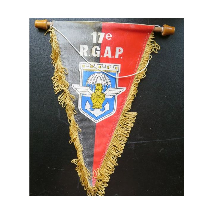 17° RGP : fanion du 17° régiment du génie parachutiste  26 x 15 cm 