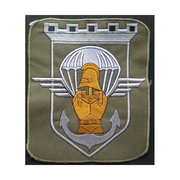 17° RGP : écu du 17° régiment du génie parachutiste  16,5 x 19,5 cm brodé